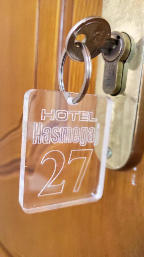 Hotel Hasmegaj Mahall' e Kryethuit Exterior photo
